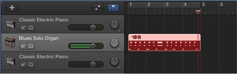 図。 録音された MIDI リージョンはトラック領域で赤色で表示。